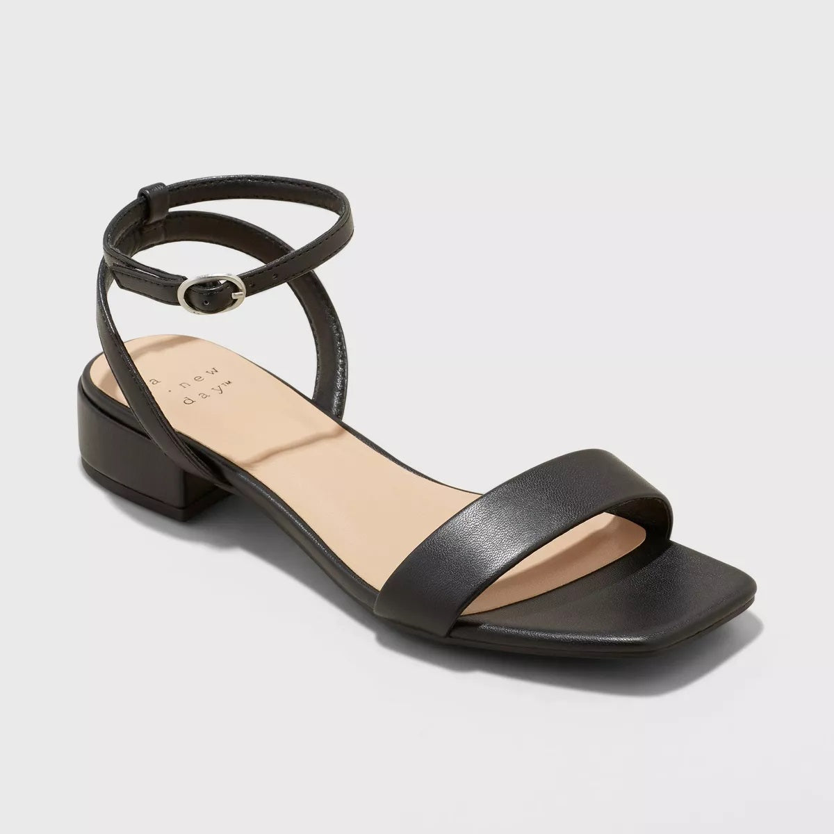 A92 - WOMEN'S SHOES MIXED # 1